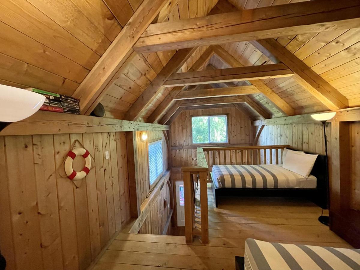 Waterfront Timber Frame Cottage! Ucluelet Zewnętrze zdjęcie